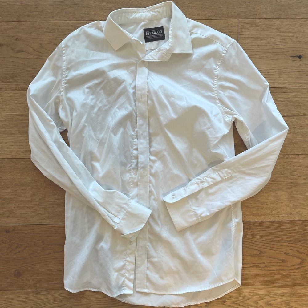Men’s white button down shirt - size large